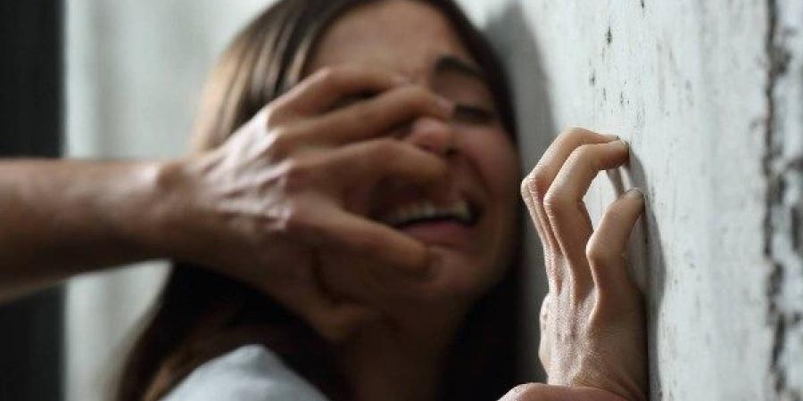 اعتدوا على فتاة بطنطا.. 4 ذئاب بشرية يواجهون هذه العقوبة - لايف نيوز