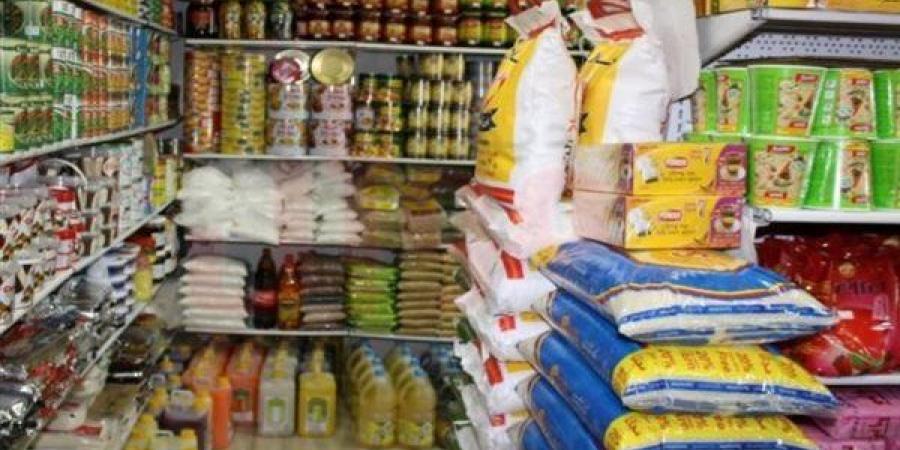 الغرف التجارية: مصر تمتلك مخزونًا استراتيجيًا آمنًا من السلع الغذائية - لايف نيوز