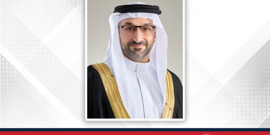 في إطار المتابعة المستمرة لتوافر السلع وضمان استقرار الأسواق .. وزير الصناعة والتجارة يعقد اجتماعاً مع ممثلي القطاع الغذائي - لايف نيوز