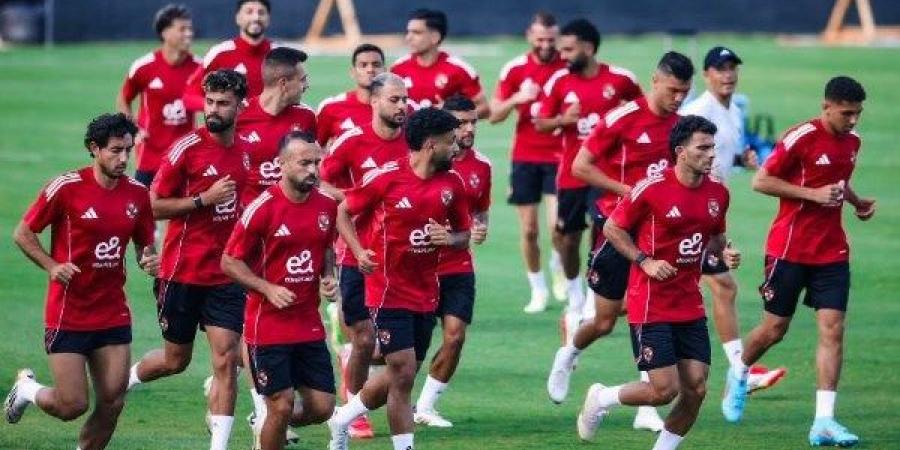 دونجا: زيزو يلعب على أى حد في الأهلي وريبيرو لم يضف شيئا - لايف نيوز