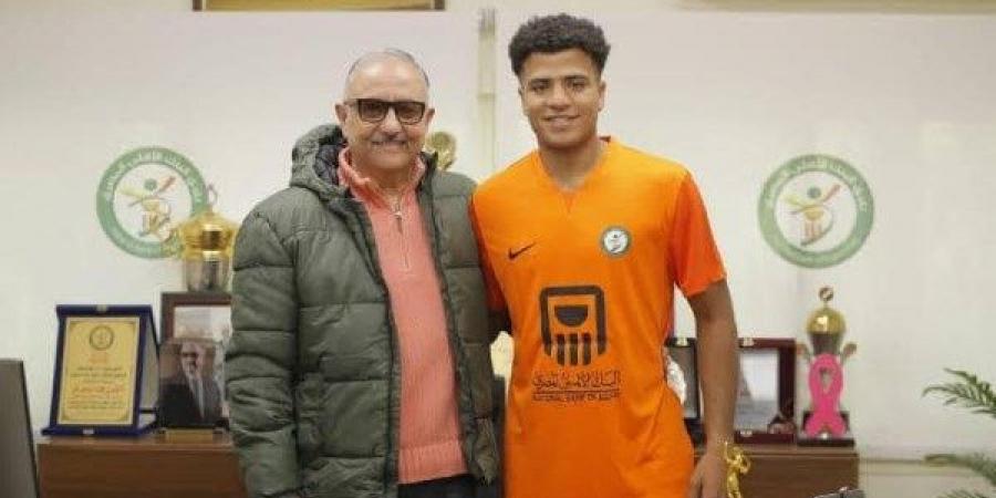 أحمد ربيع: وقف القيد سبب تعثر انتقالي إلى الزمالك.. وربنا كرمني بالبنك الأهلي - لايف نيوز