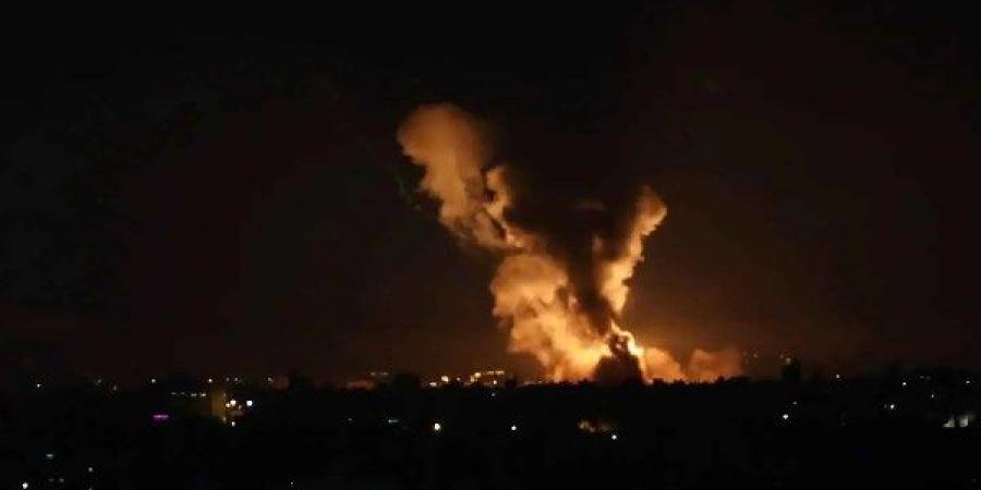 إسرائيل تستهدف حزب الله مجددًا في النبطية رغم اتفاق وقف إطلاق النار - لايف نيوز