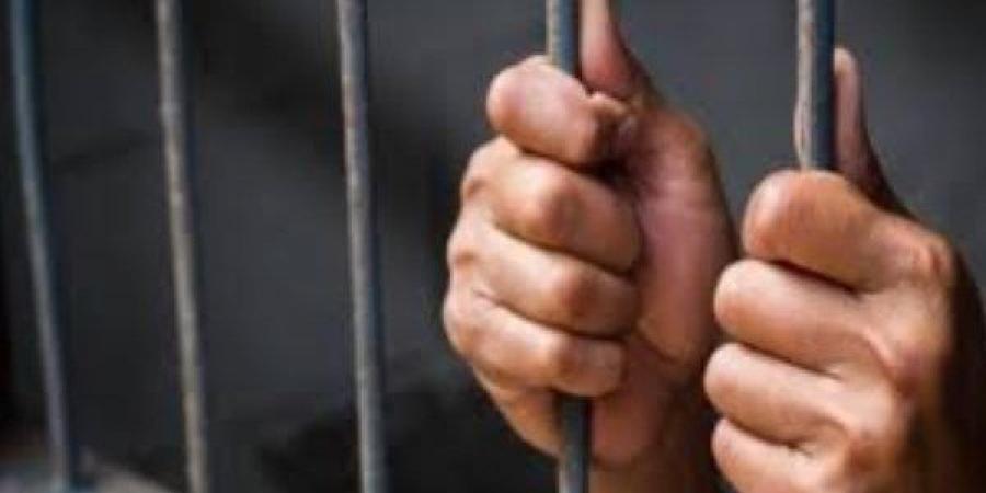 تفاصيل واقعة تحــ.ـرش موظف بزميلته داخل شركة بالجيزة - لايف نيوز