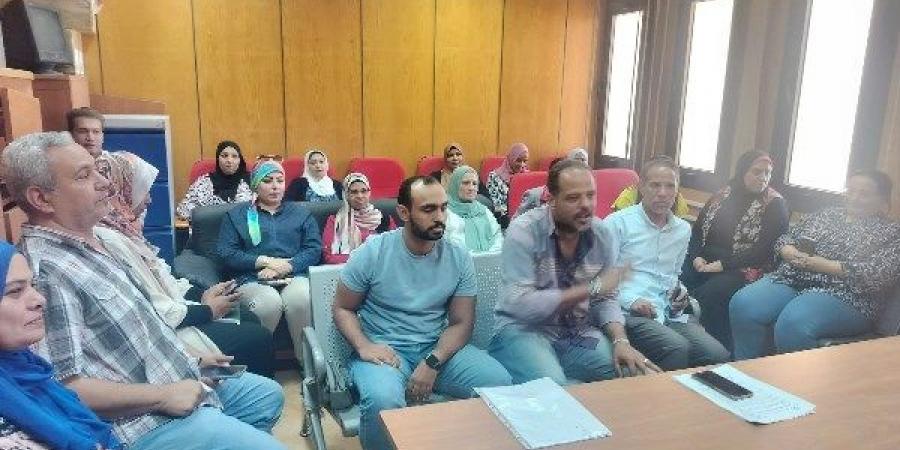 تحسين الخدمات الصحية وتوسيع التخصصات الطبية في البحر الأحمر..اجتماع دوري لمتابعة أداء التأمين الصحي وتطوير المنظومة - لايف نيوز