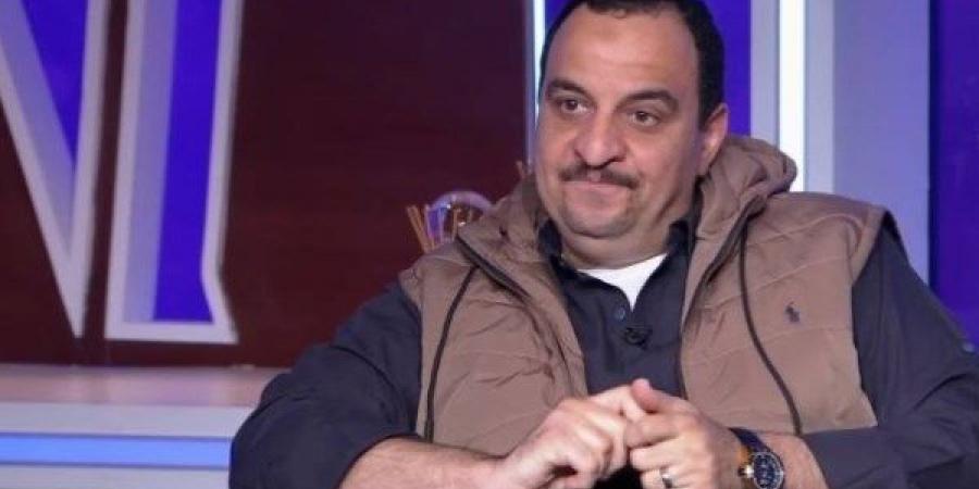 هشام إسماعيل يصل مسجد الحامدية الشاذلية لاستقبال العزاء في والدته - لايف نيوز