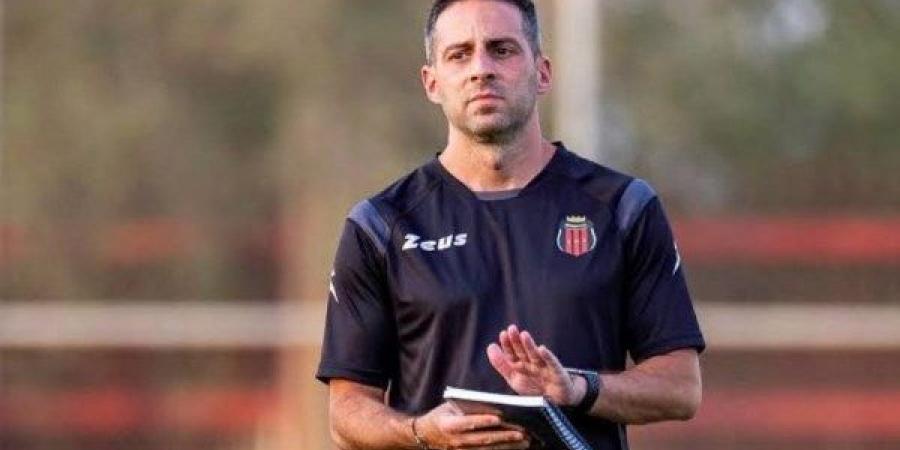 البلجيكي فيريرا المدير الفني الجديد للزمالك يصل إلى القاهرة غداً - لايف نيوز