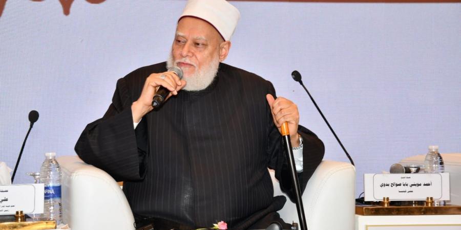 كيف وُلد التقويم الهجري وانضبط الزمان بنور النبوة؟.. علي جمعة يوضح - لايف نيوز