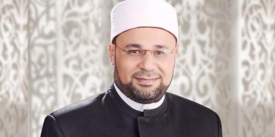 عالم بالأوقاف يعلق على واقعة التنمر على الفنان المتوفي | فيديو - لايف نيوز