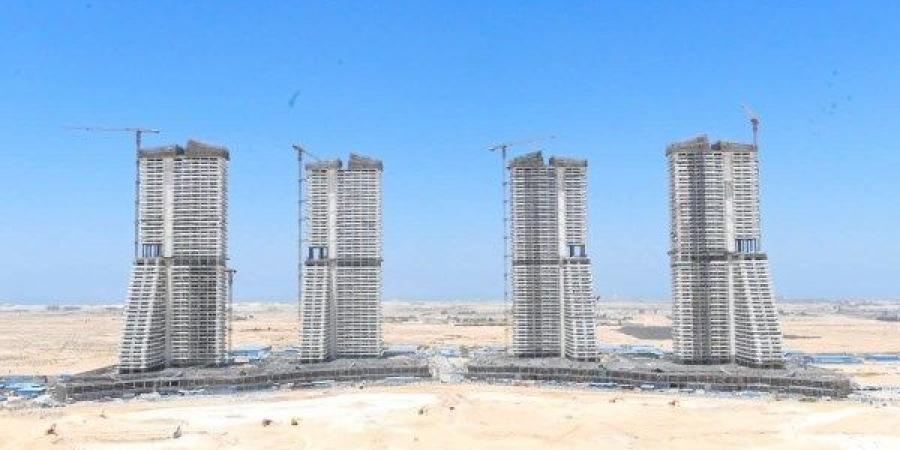 وزير الإسكان يتفقد موقف تنفيذ أبراج "الداون تاون"  بمدينة العلمين الجديدة - لايف نيوز