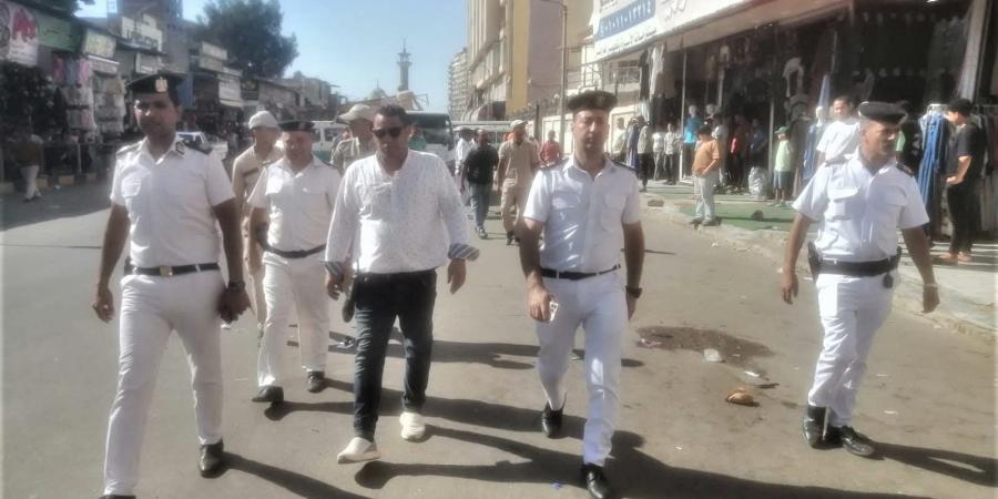 حملة مكبرة لرفع وإزالة الإشغالات بكفر الشيخ.. صور - لايف نيوز