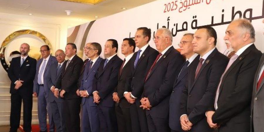 المصري الديمقراطي: نشارك في الانتخابات رغم اعتراضنا على القانون وتحالفنا سياسي - لايف نيوز