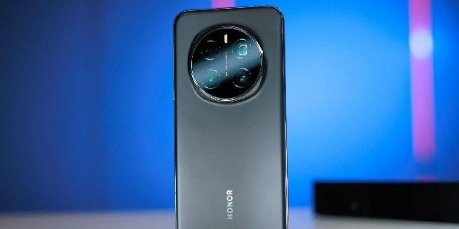 هاتف Honor Magic 7 Pro يحتفل بكأس العالم للألعاب الإلكترونية 2025 - لايف نيوز