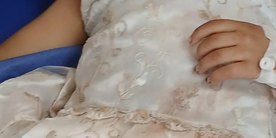 رحلة بحث لساعات.. كنوز طفلة مصابة في حادث الإقليمي في حضن الأم بعد وفاة جدتها - لايف نيوز