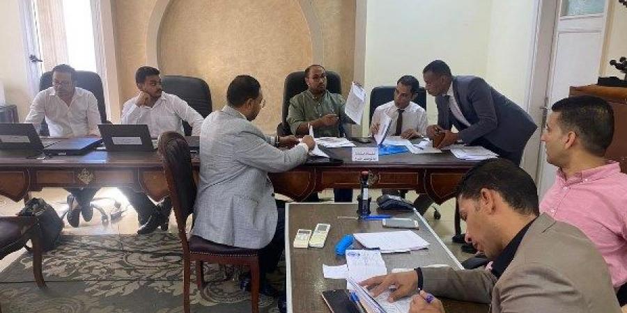 في اليوم الأول لتقديم أوراق الترشح للشيوخ.. صراع الأحزاب يبدأ على المقاعد الفردية - لايف نيوز