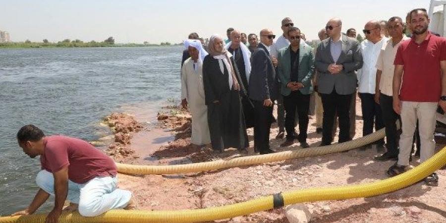 محافظ بني سويف يشهد إلقاء 250 ألف زريعة ضمن مشروع الاستزراع السمكي التابع لجهاز حماية الثروة السمكية - لايف نيوز