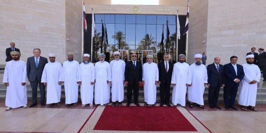 وزير العدل يستقبل وفد قضائي من سلطنة عُمان - لايف نيوز
