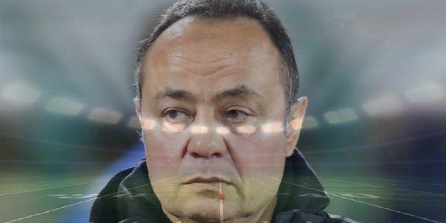 أنا كسبت ديكاداها.. طارق يحيى يوجه رسائل نارية لعضو مجلس الزمالك - لايف نيوز