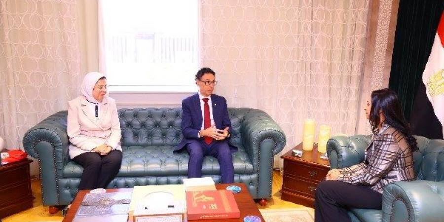 وزيرة التضامن: دعم الهلال الأحمر لقطاع غزة مثال للتكامل الإنساني الإقليمي - لايف نيوز
