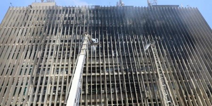 تفقد موقع الحريق..محافظ القاهرة: دعم لوجيستي كامل لإصلاح سنترال رمسيس - لايف نيوز