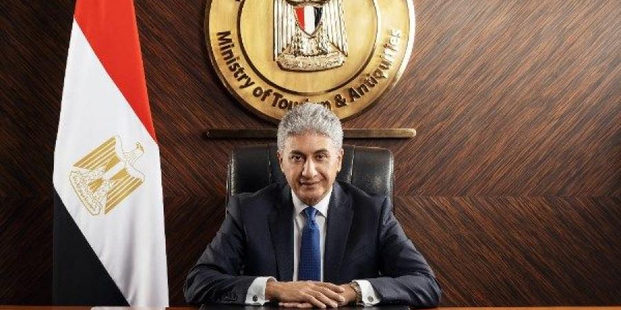 وزير السياحة والآثار يفتتح قبة يحيي الشبيه .. اليوم - لايف نيوز