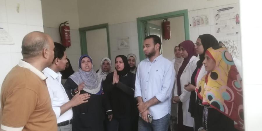 لتحسين جودة الخدمات.. وكيل الصحة بالأقصر يتابع انتظام العمل بوحدات إدارة إسنا - لايف نيوز